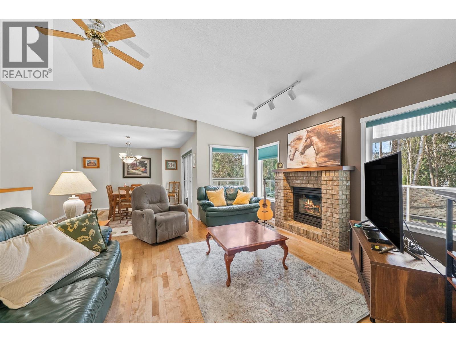 2668 Golf Course Drive, Blind Bay, British Columbia  V0E 1H2 - Photo 7 - 10380434