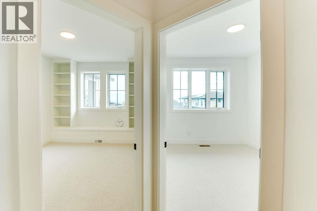 278 Summer Wood Drive, Kelowna, British Columbia  V1V 3C6 - Photo 17 - 10381359