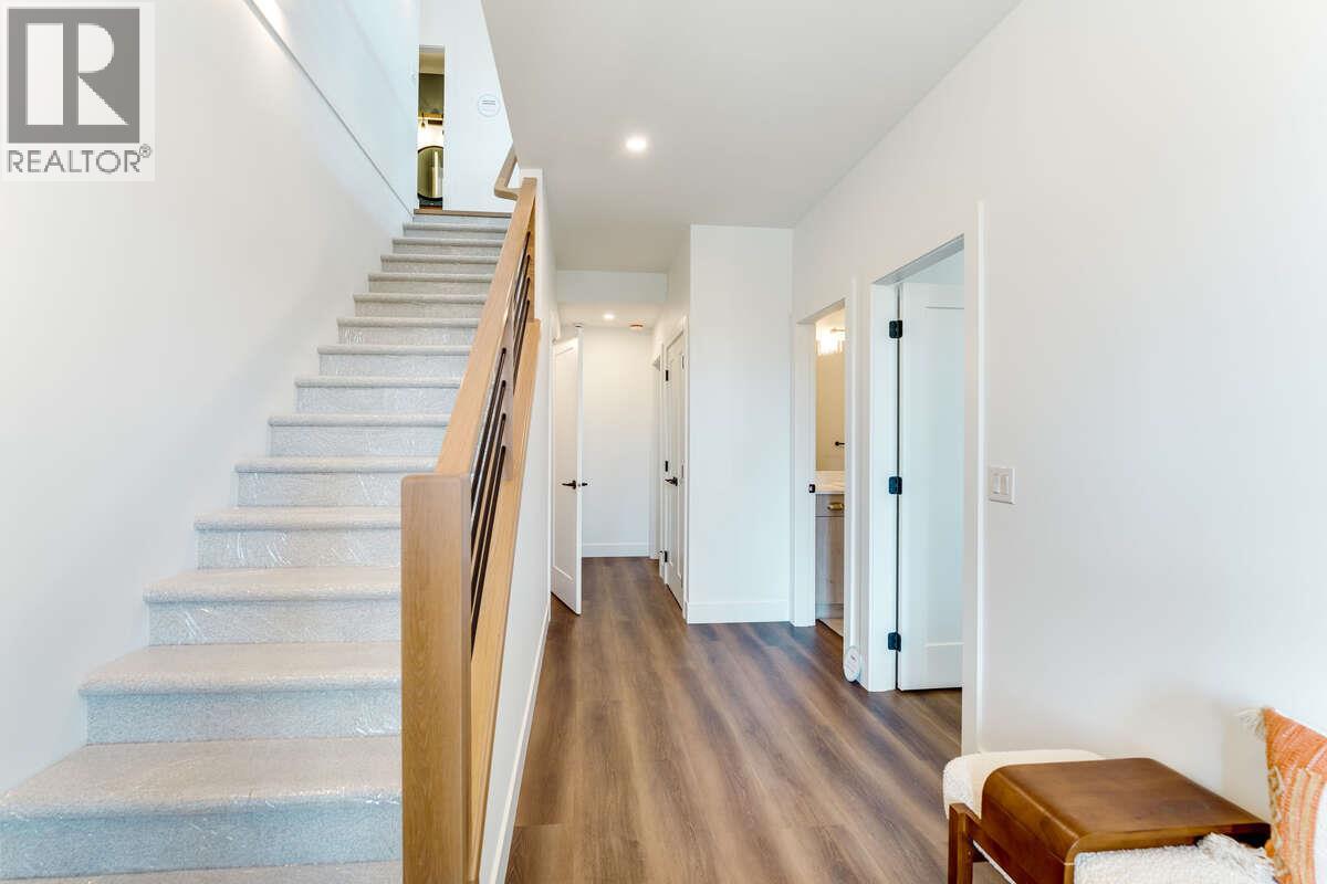 278 Summer Wood Drive, Kelowna, British Columbia  V1V 3C6 - Photo 31 - 10381359