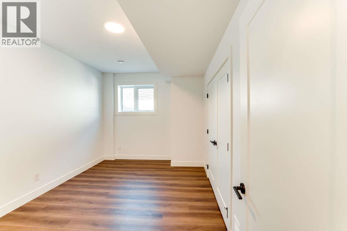 278 Summer Wood Drive, Kelowna, British Columbia  V1V 3C6 - Photo 33 - 10381359