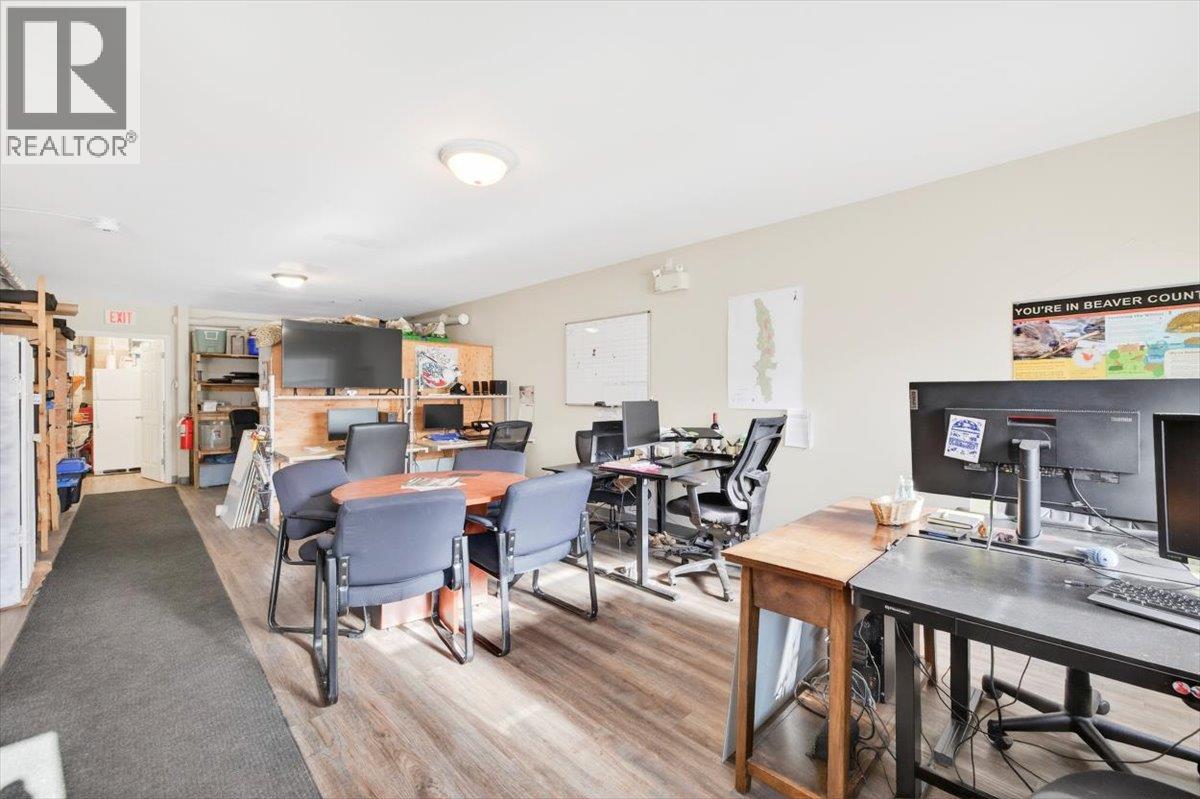 1101/ 1111 2nd Avenue, Fernie, British Columbia  V0B 1M0 - Photo 24 - 10381363