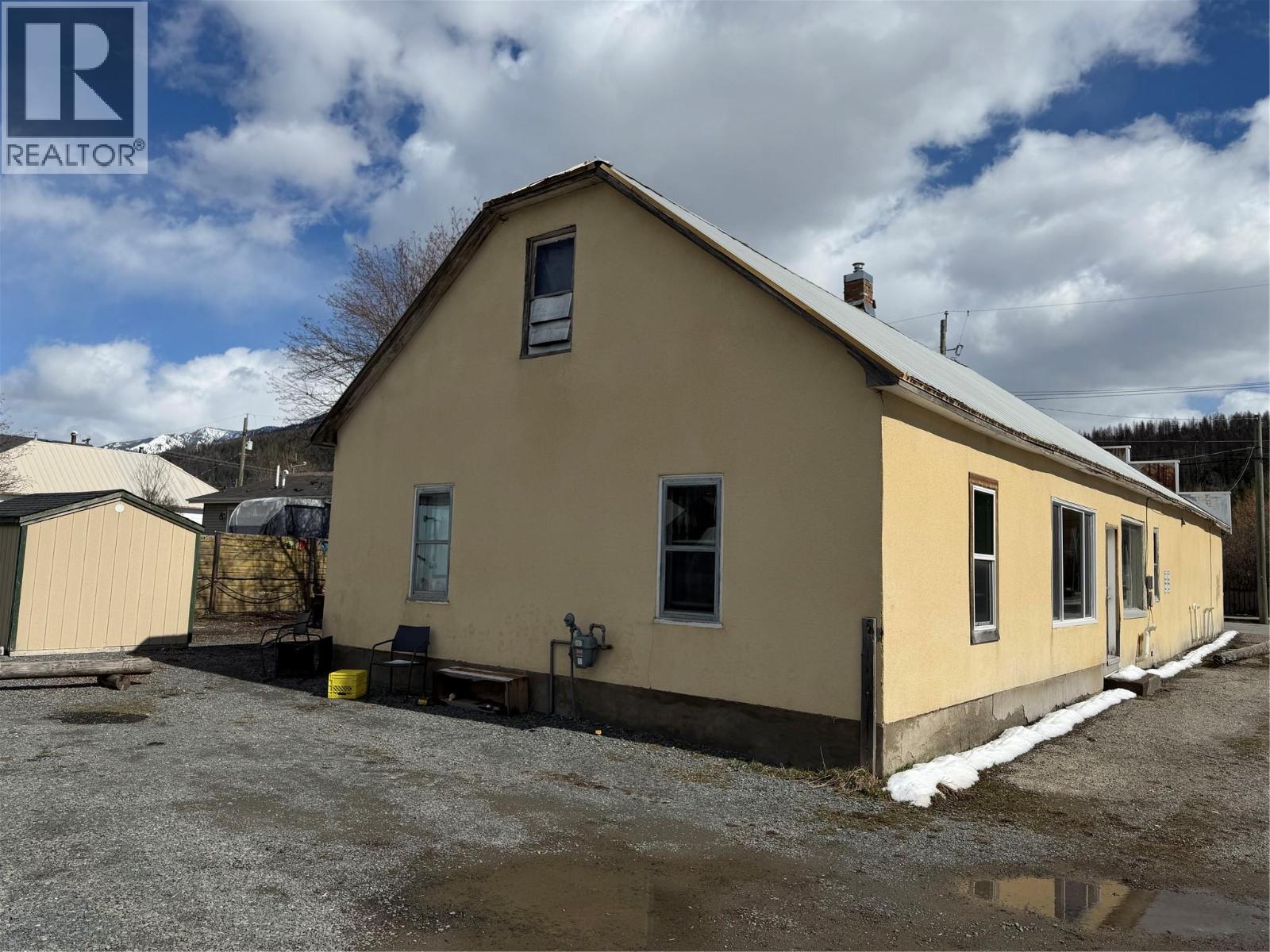 1101/ 1111 2nd Avenue, Fernie, British Columbia  V0B 1M0 - Photo 4 - 10381363