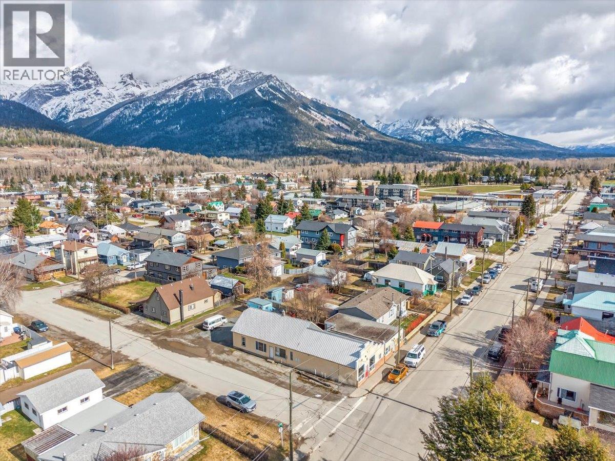 1101/ 1111 2nd Avenue, Fernie, British Columbia  V0B 1M0 - Photo 73 - 10381363