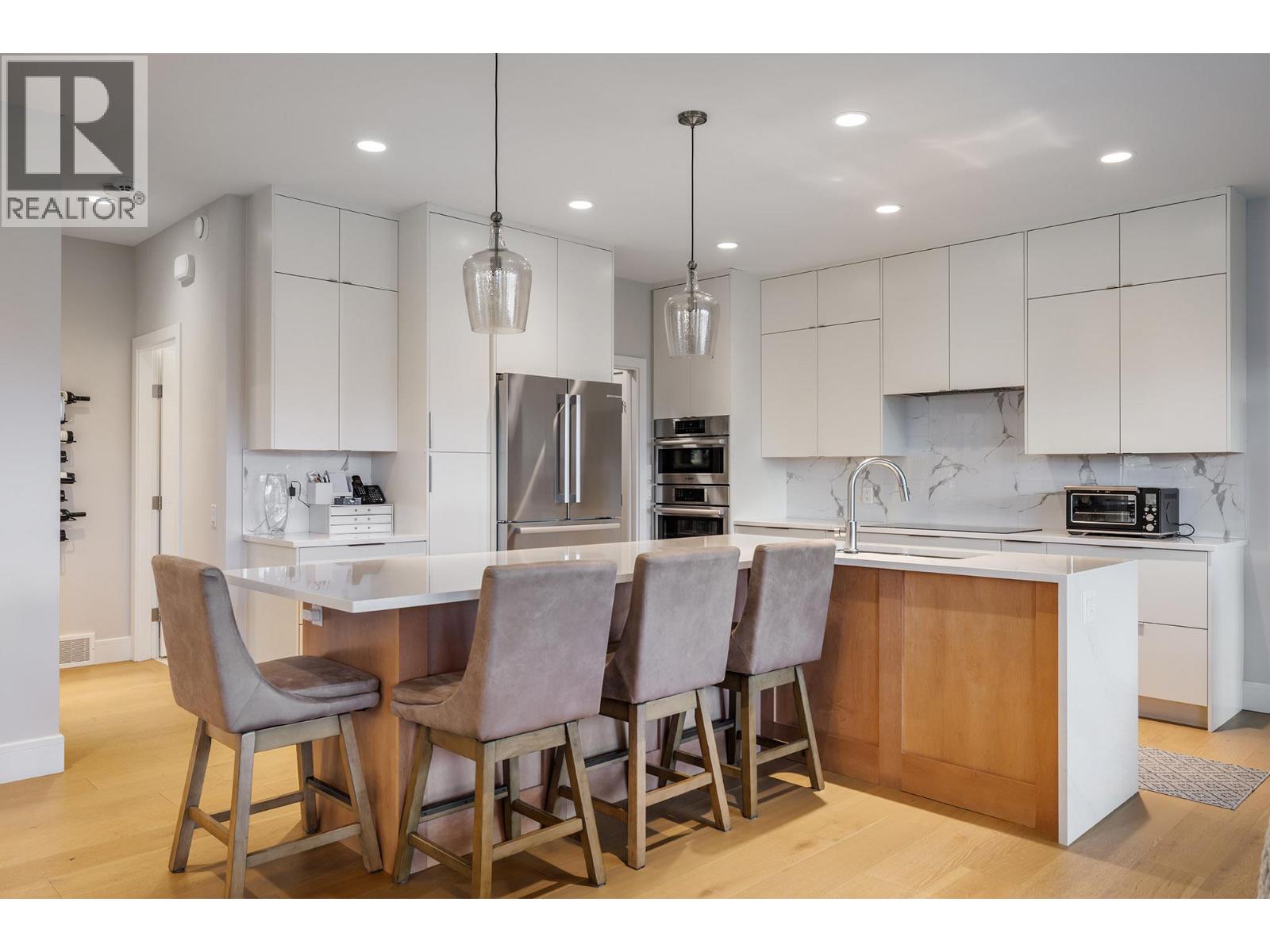 3639 Apple Way Boulevard, West Kelowna, British Columbia  V4T 1Y5 - Photo 4 - 10381258