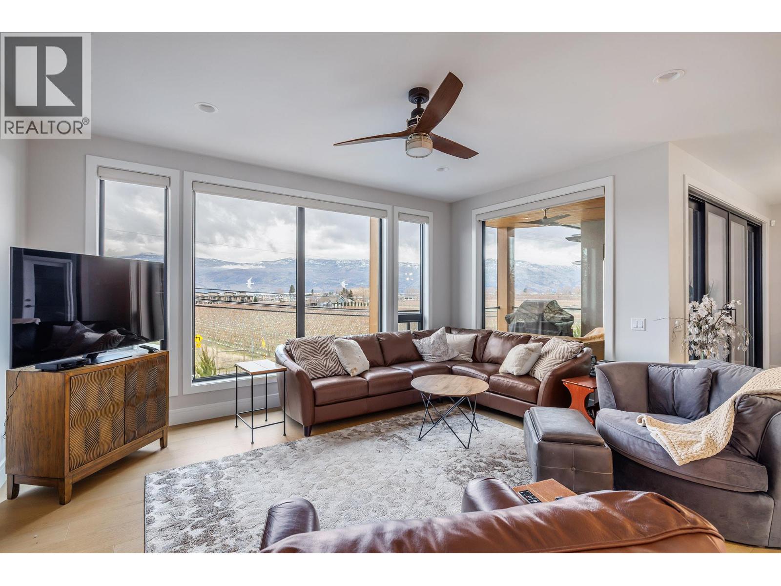 3639 Apple Way Boulevard, West Kelowna, British Columbia  V4T 1Y5 - Photo 9 - 10381258