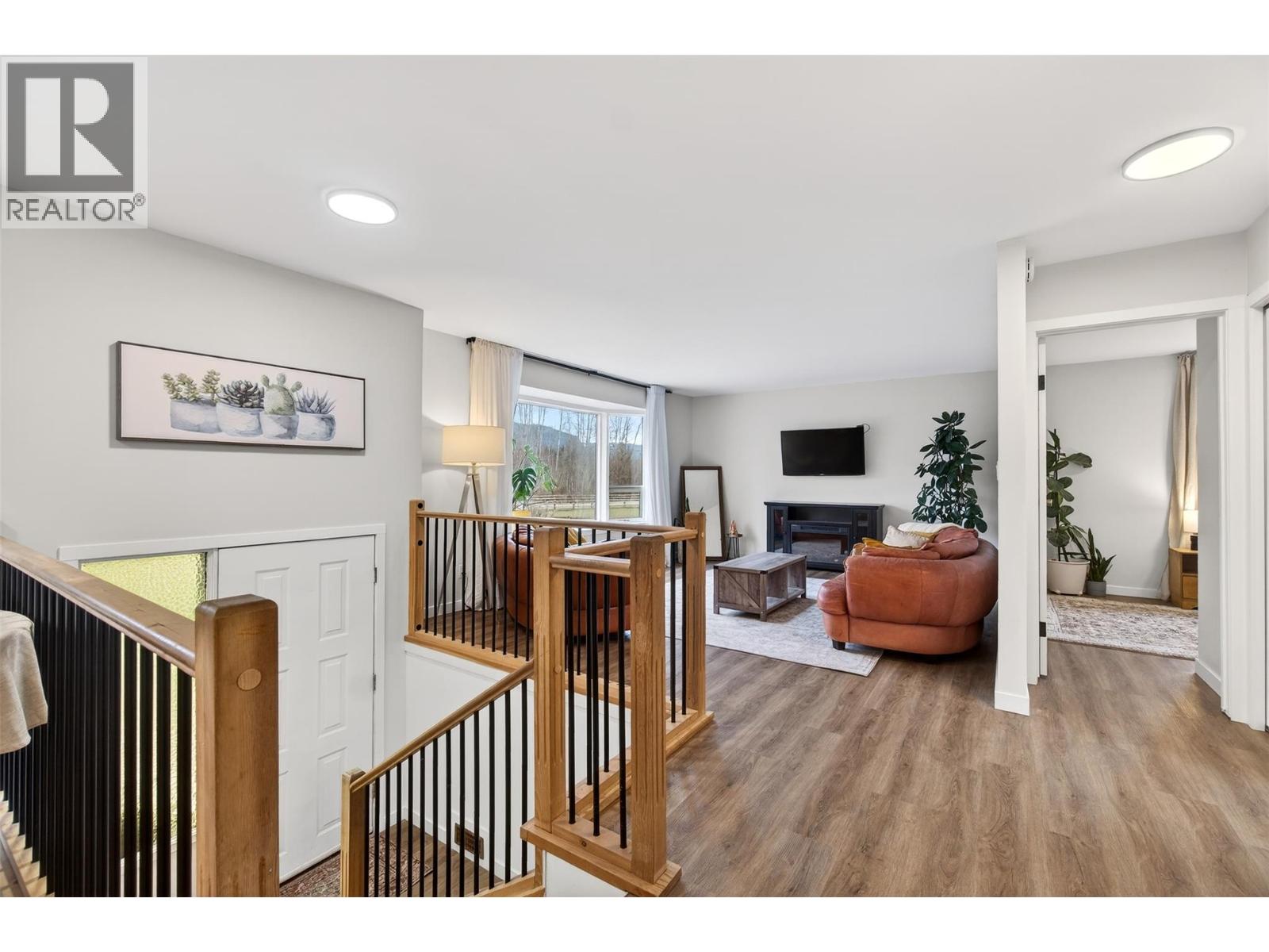 56 Tomkinson Road, Grindrod, British Columbia  V0E 1Y0 - Photo 18 - 10381175