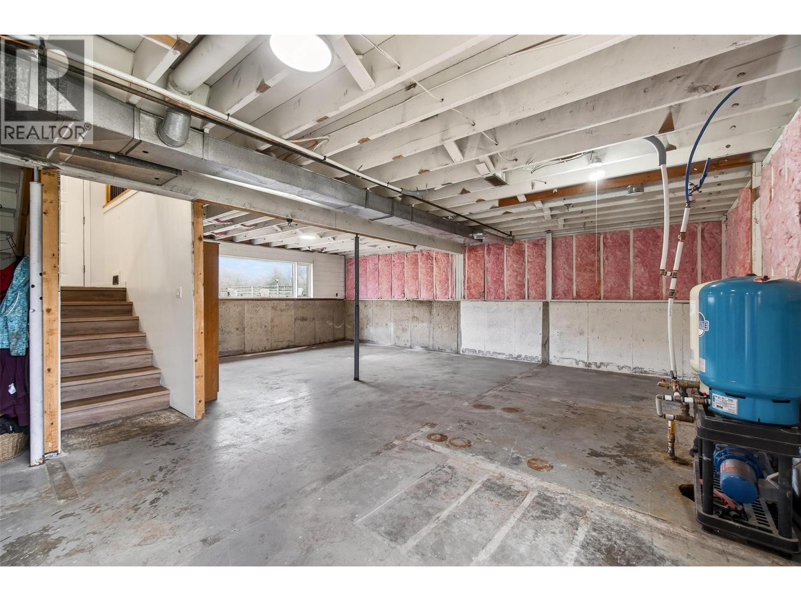 56 Tomkinson Road, Grindrod, British Columbia  V0E 1Y0 - Photo 27 - 10381175