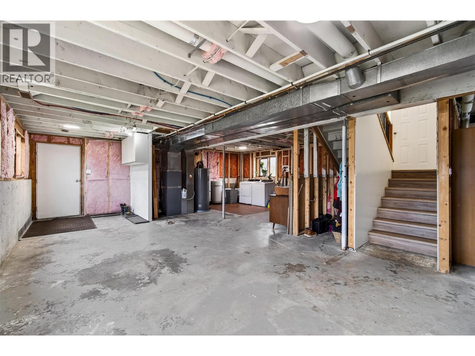 56 Tomkinson Road, Grindrod, British Columbia  V0E 1Y0 - Photo 31 - 10381175