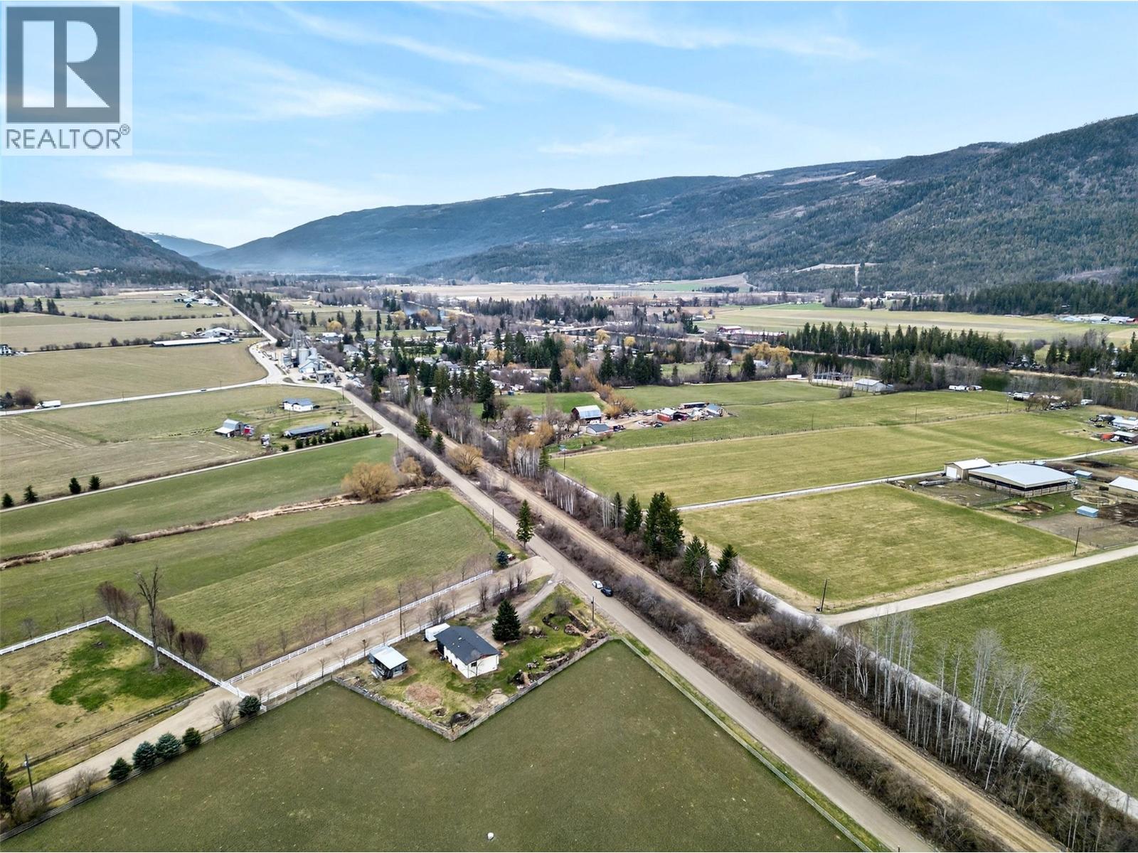 56 Tomkinson Road, Grindrod, British Columbia  V0E 1Y0 - Photo 52 - 10381175