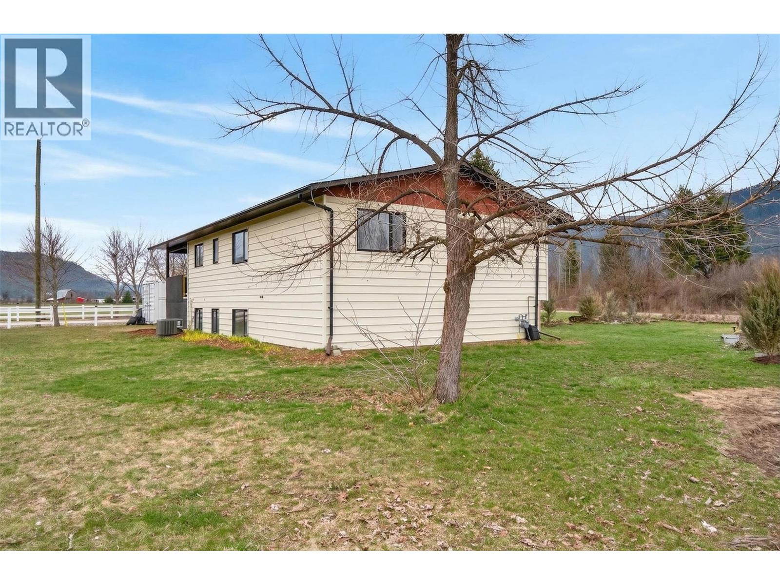 56 Tomkinson Road, Grindrod, British Columbia  V0E 1Y0 - Photo 57 - 10381175