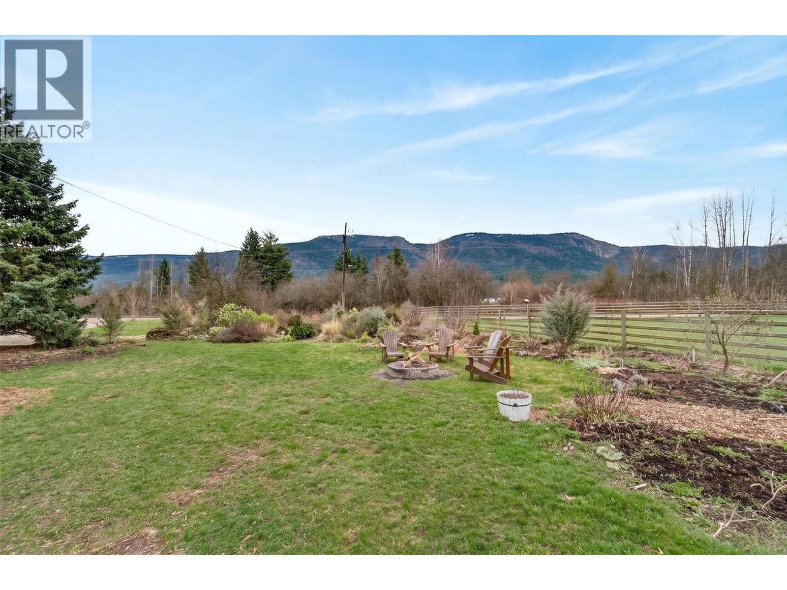 56 Tomkinson Road, Grindrod, British Columbia  V0E 1Y0 - Photo 58 - 10381175