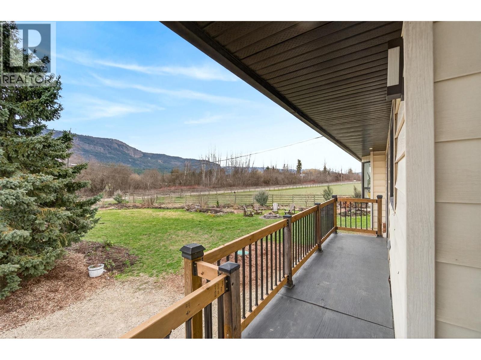 56 Tomkinson Road, Grindrod, British Columbia  V0E 1Y0 - Photo 59 - 10381175