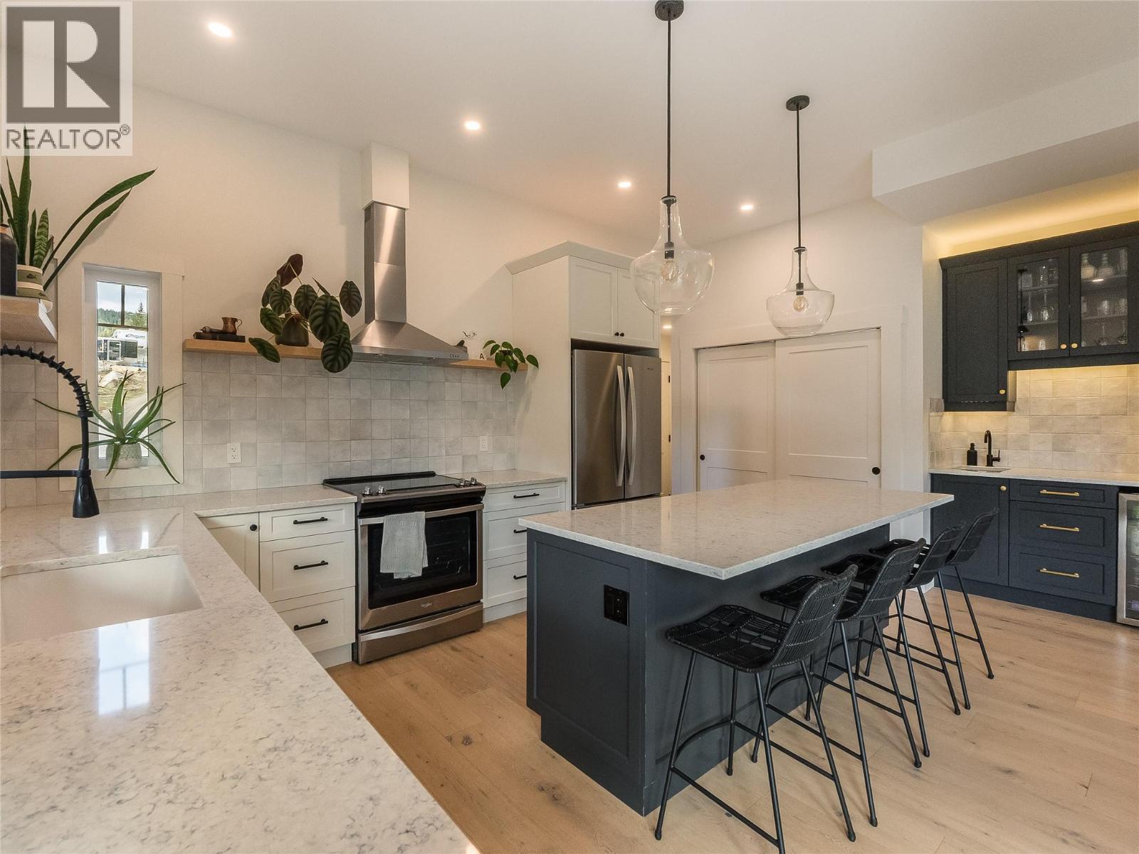 5758 Rocky Road, Nelson, British Columbia  V1L 6Y4 - Photo 25 - 10380931