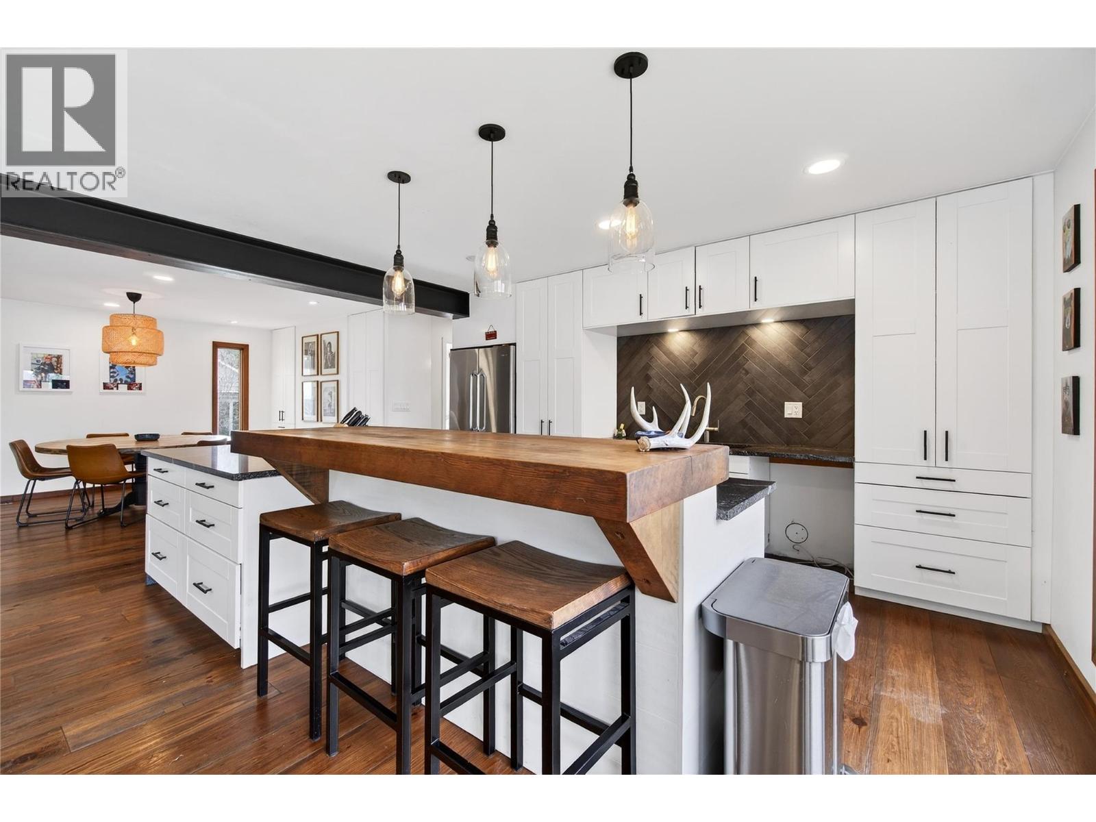 1040 Old Auto Road Se, Salmon Arm, British Columbia  V1E 2P5 - Photo 14 - 10380551