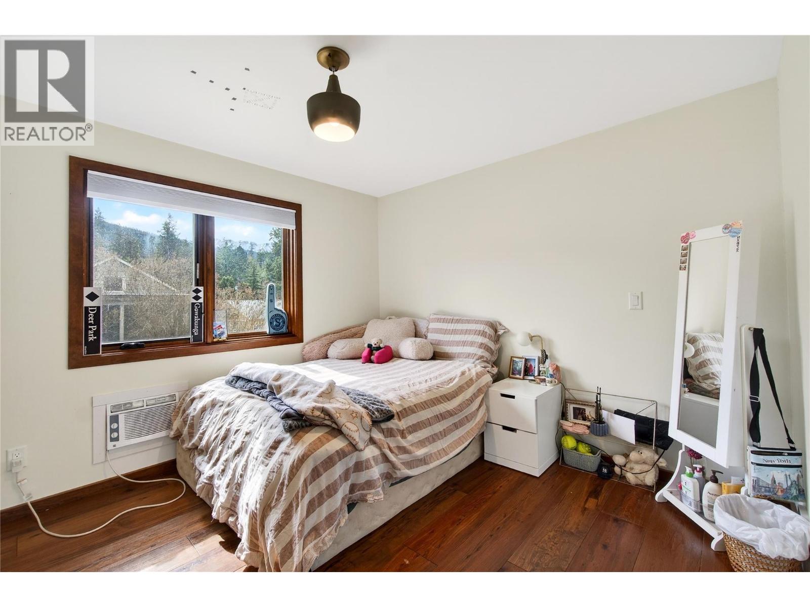 1040 Old Auto Road Se, Salmon Arm, British Columbia  V1E 2P5 - Photo 19 - 10380551