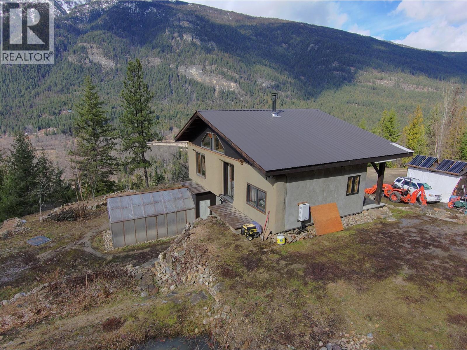 4650 6 Highway, Winlaw, British Columbia  V0G 2J0 - Photo 17 - 10379117