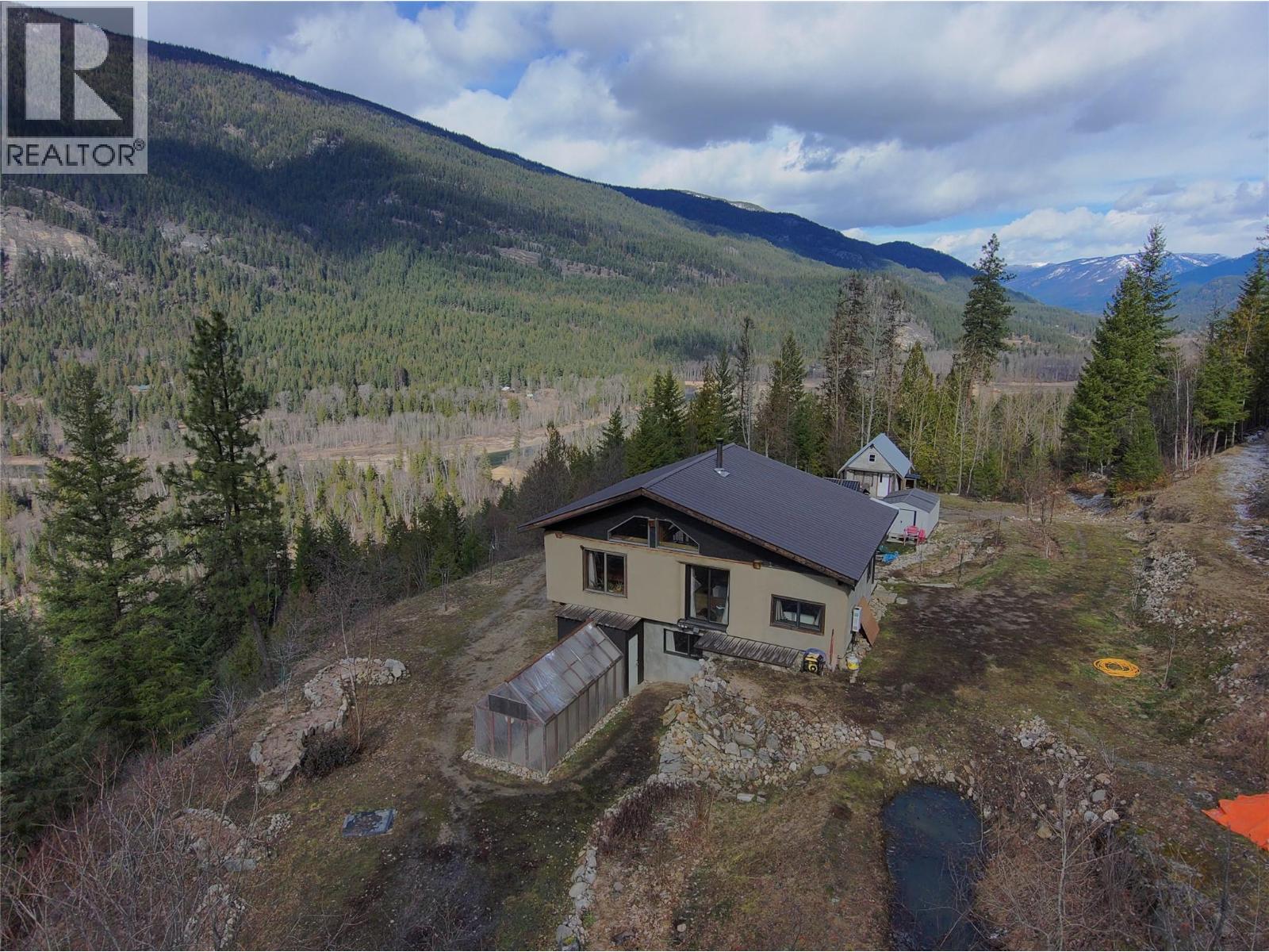 4650 6 Highway, Winlaw, British Columbia  V0G 2J0 - Photo 30 - 10379117