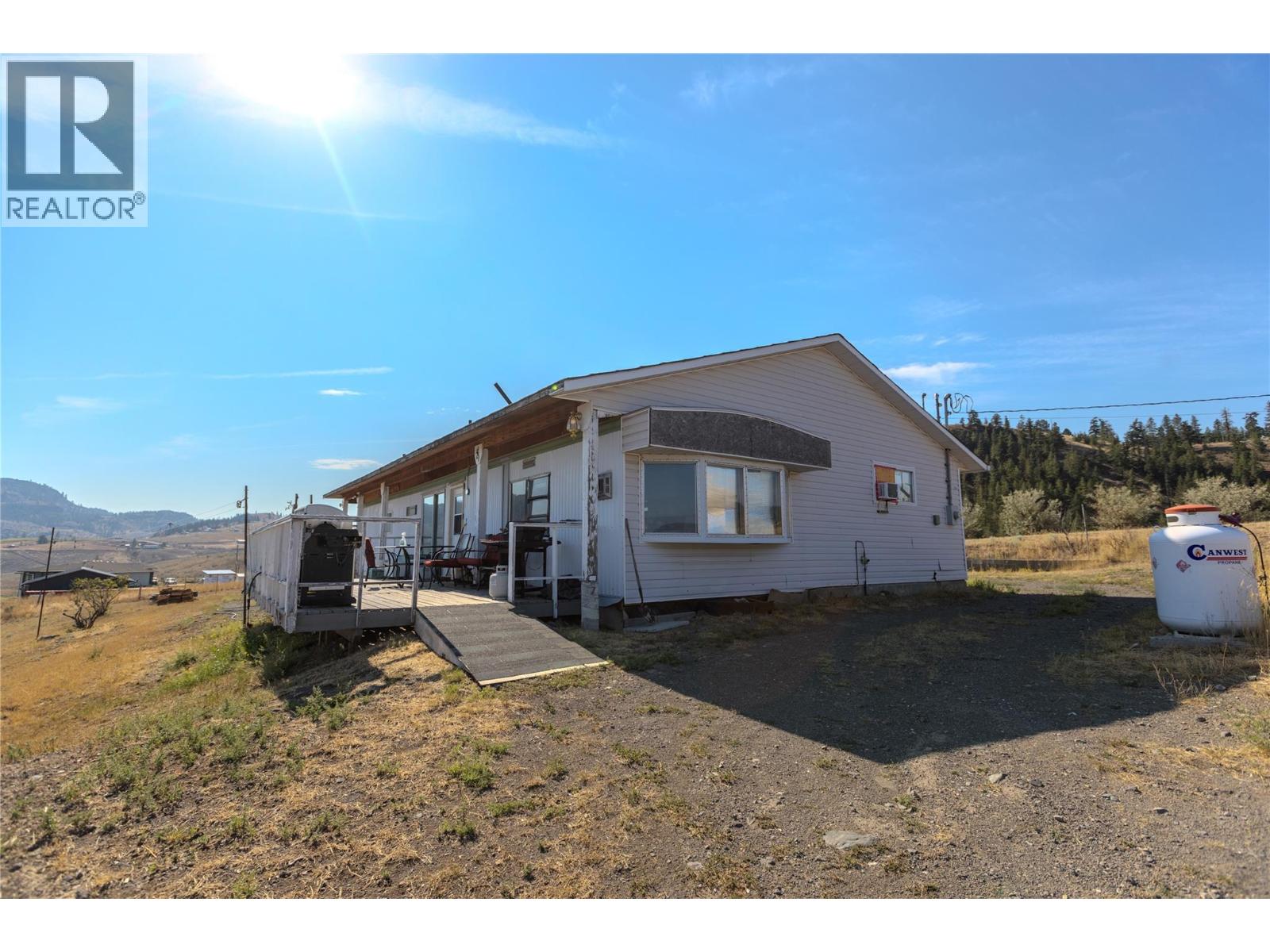 5589 Beaton Road, Kamloops, British Columbia  V1S 2A4 - Photo 13 - 10381342