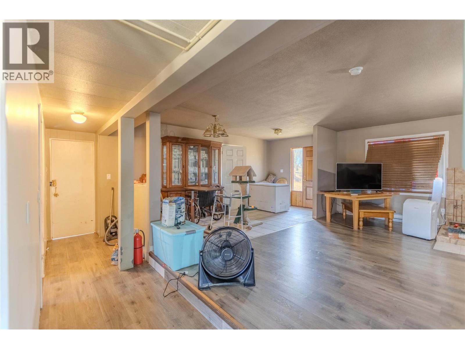 5589 Beaton Road, Kamloops, British Columbia  V1S 2A4 - Photo 22 - 10381342