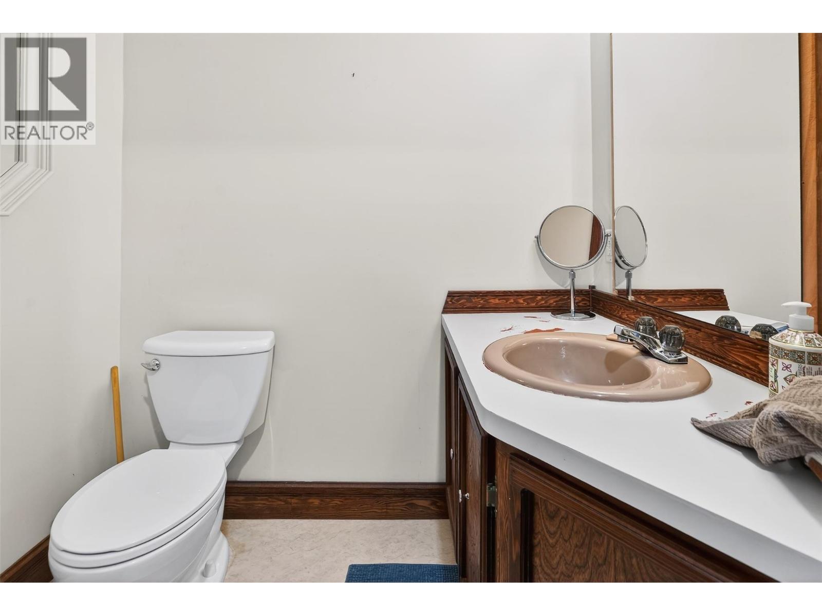 6119 Pippers Lane, Nelson, British Columbia  V1L 6P5 - Photo 32 - 10377334