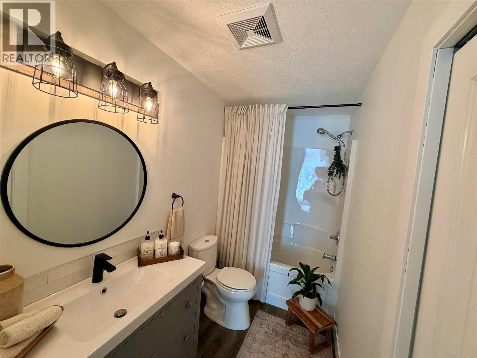 1327 101 Avenue, Dawson Creek, British Columbia  V1G 2A4 - Photo 15 - 10381379