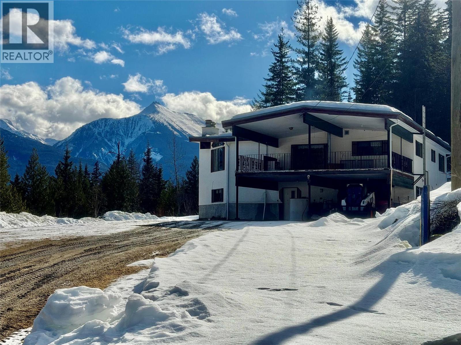 2180 Clough Road, Revelstoke, British Columbia  V0E 2S0 - Photo 10 - 10381334