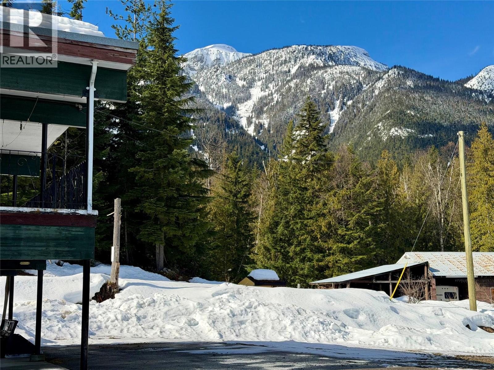 2180 Clough Road, Revelstoke, British Columbia  V0E 2S0 - Photo 12 - 10381334