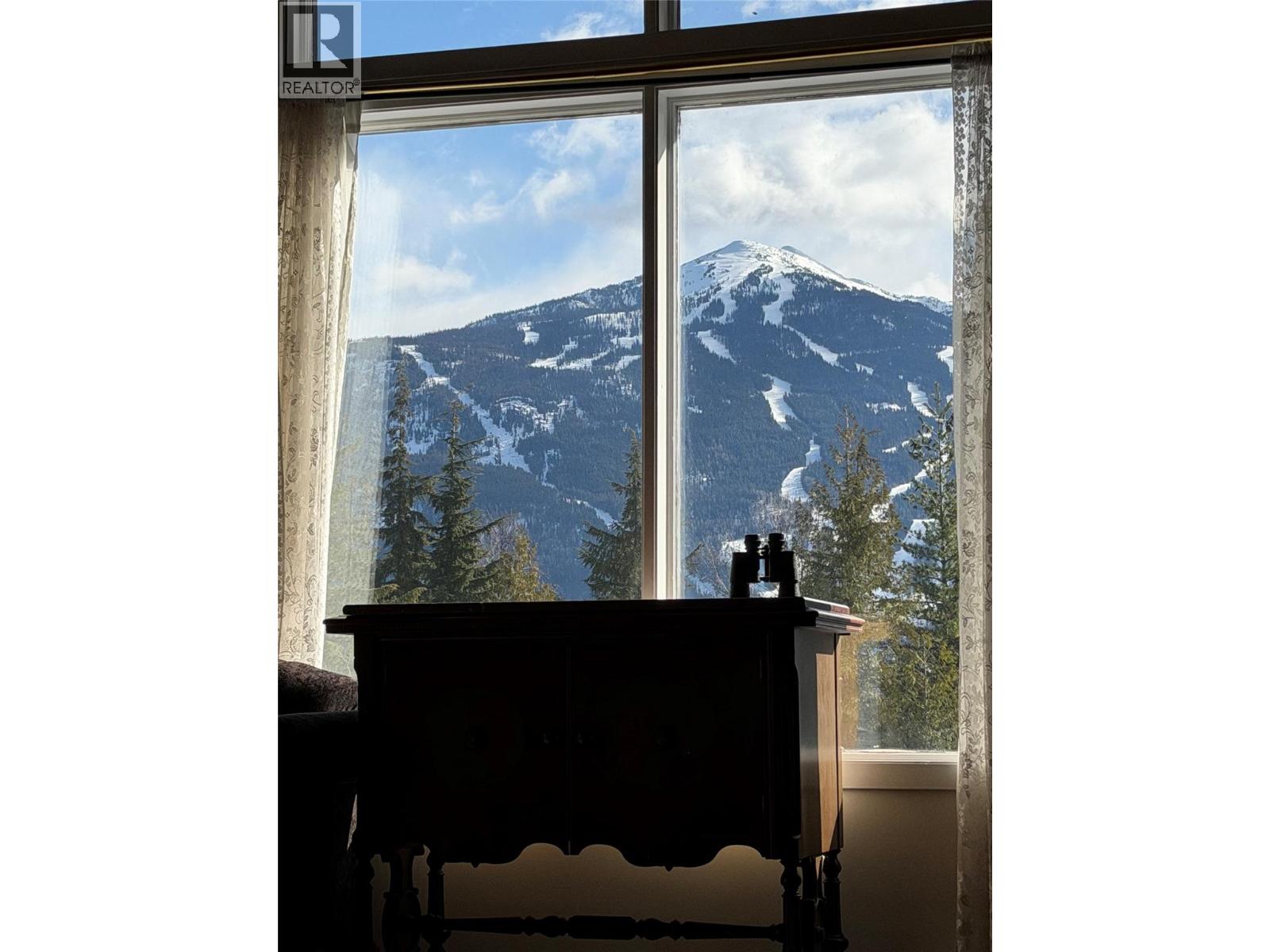 2180 Clough Road, Revelstoke, British Columbia  V0E 2S0 - Photo 16 - 10381334