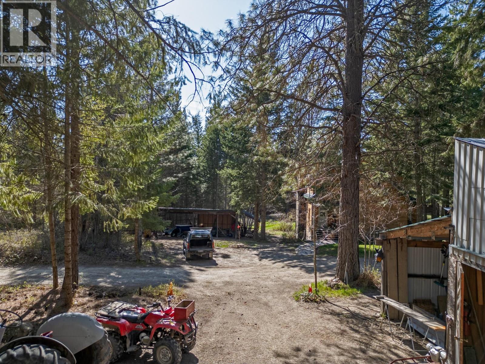 702 Forner Road, Lister, British Columbia  V0B 1G2 - Photo 10 - 10381321