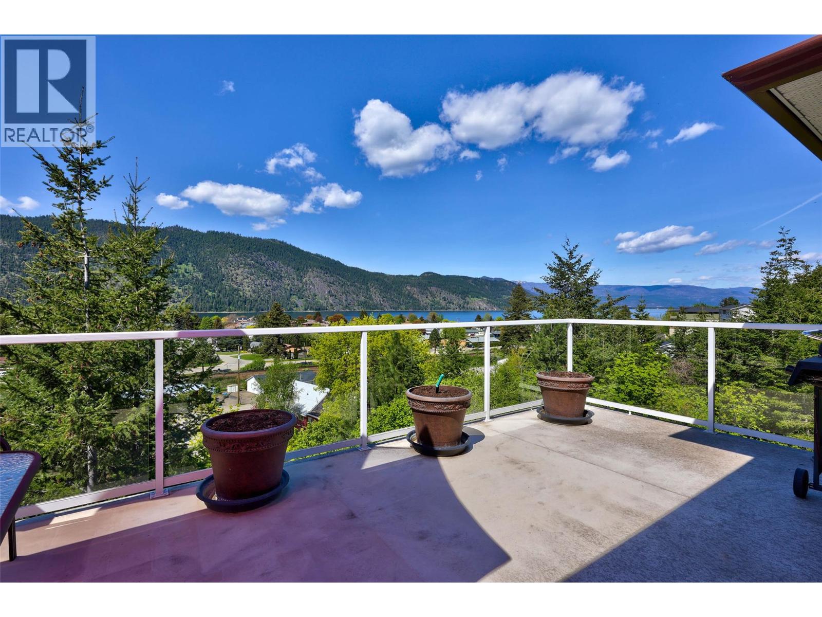 1170 Montgomery Place, Chase, British Columbia  V0E 1M0 - Photo 7 - 10381170