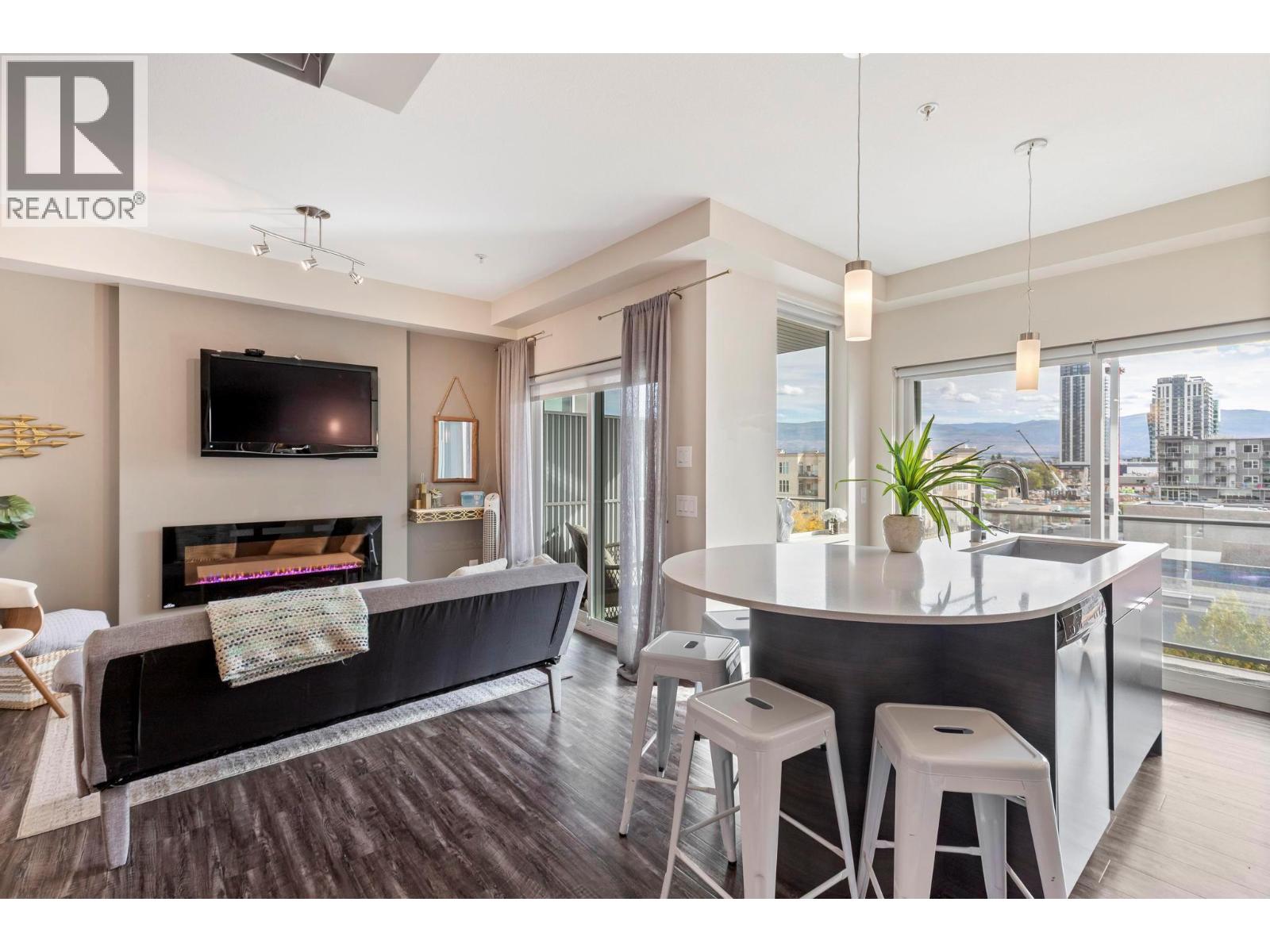 1290 St. Paul Street Unit# 511, Kelowna, British Columbia  V1Y 2C9 - Photo 1 - 10381135