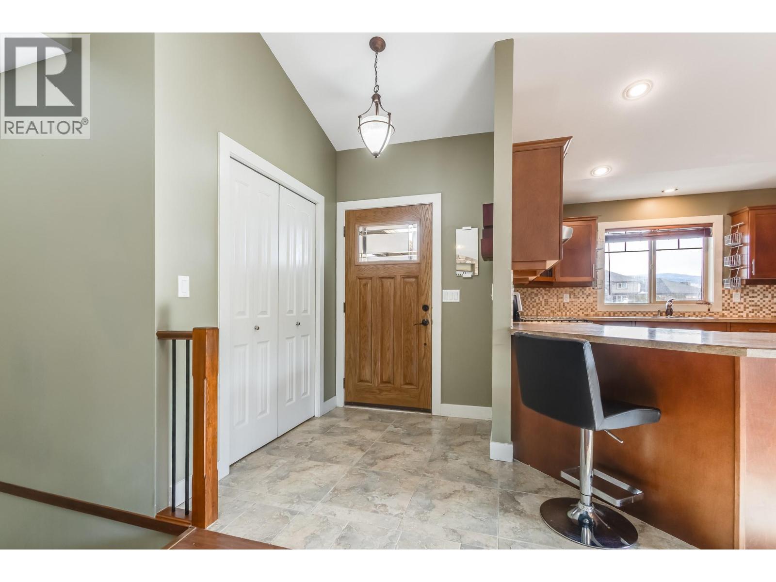 2061 Bernau Court, Lake Country, British Columbia  V4M 2M7 - Photo 11 - 10369824