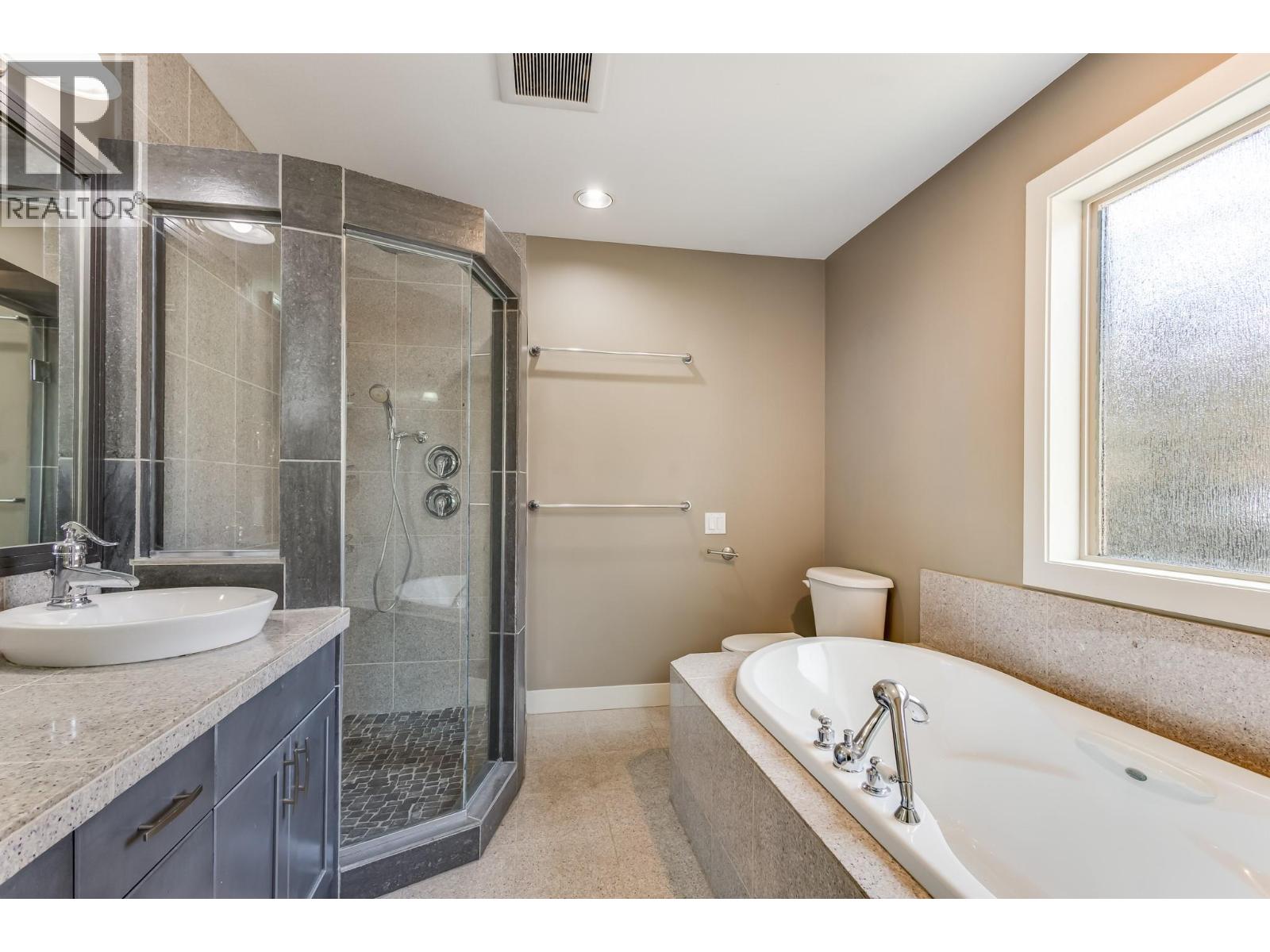 2061 Bernau Court, Lake Country, British Columbia  V4M 2M7 - Photo 15 - 10369824