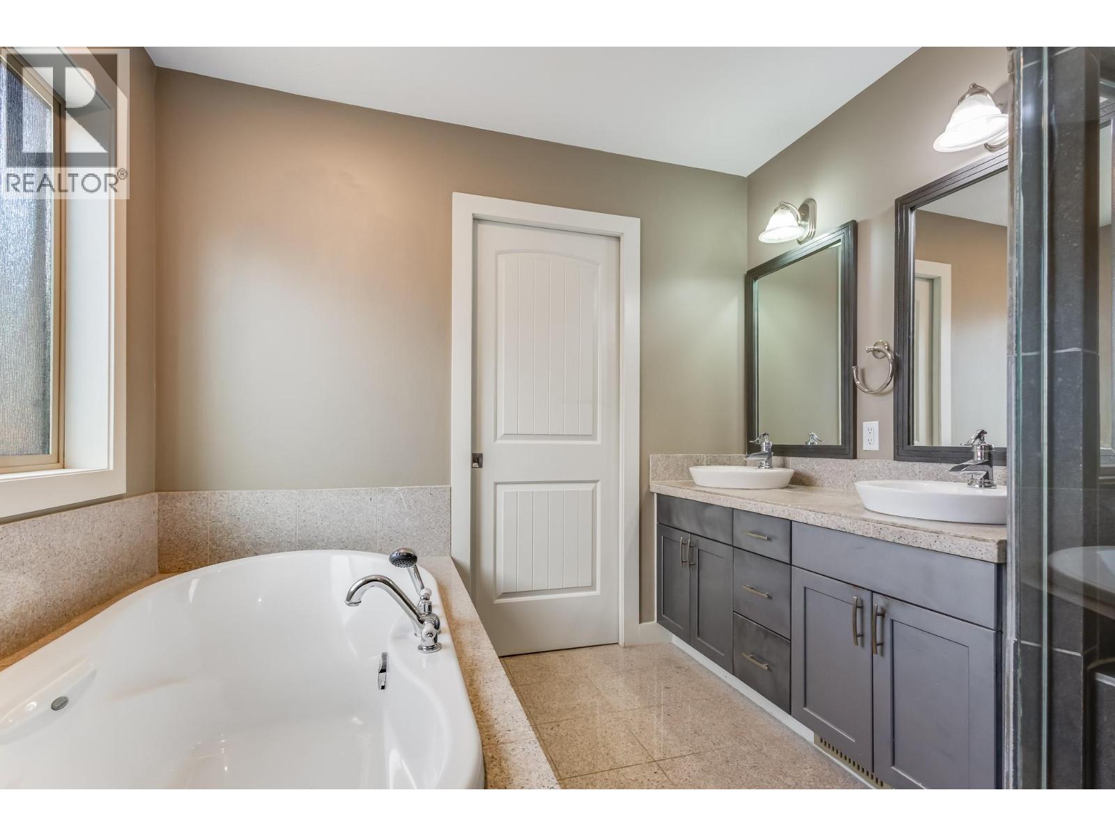 2061 Bernau Court, Lake Country, British Columbia  V4M 2M7 - Photo 17 - 10369824