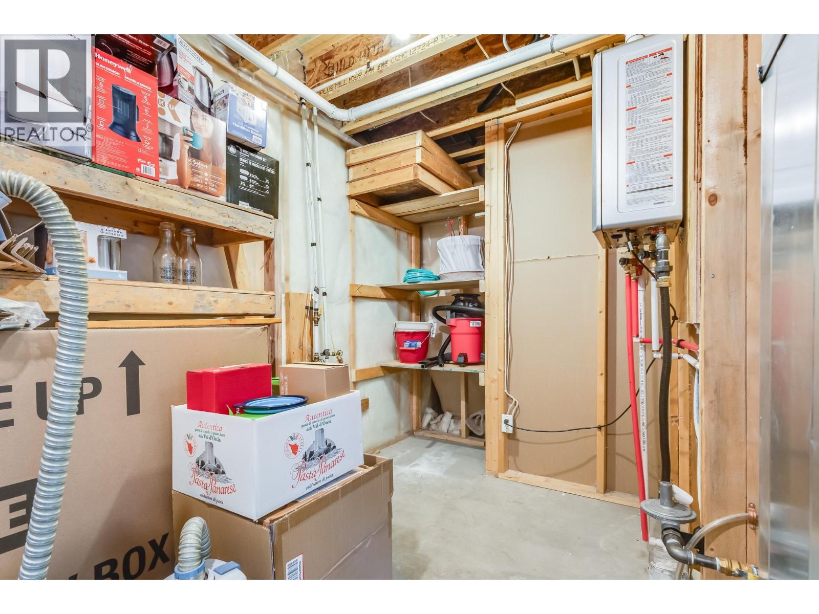 2061 Bernau Court, Lake Country, British Columbia  V4M 2M7 - Photo 63 - 10369824