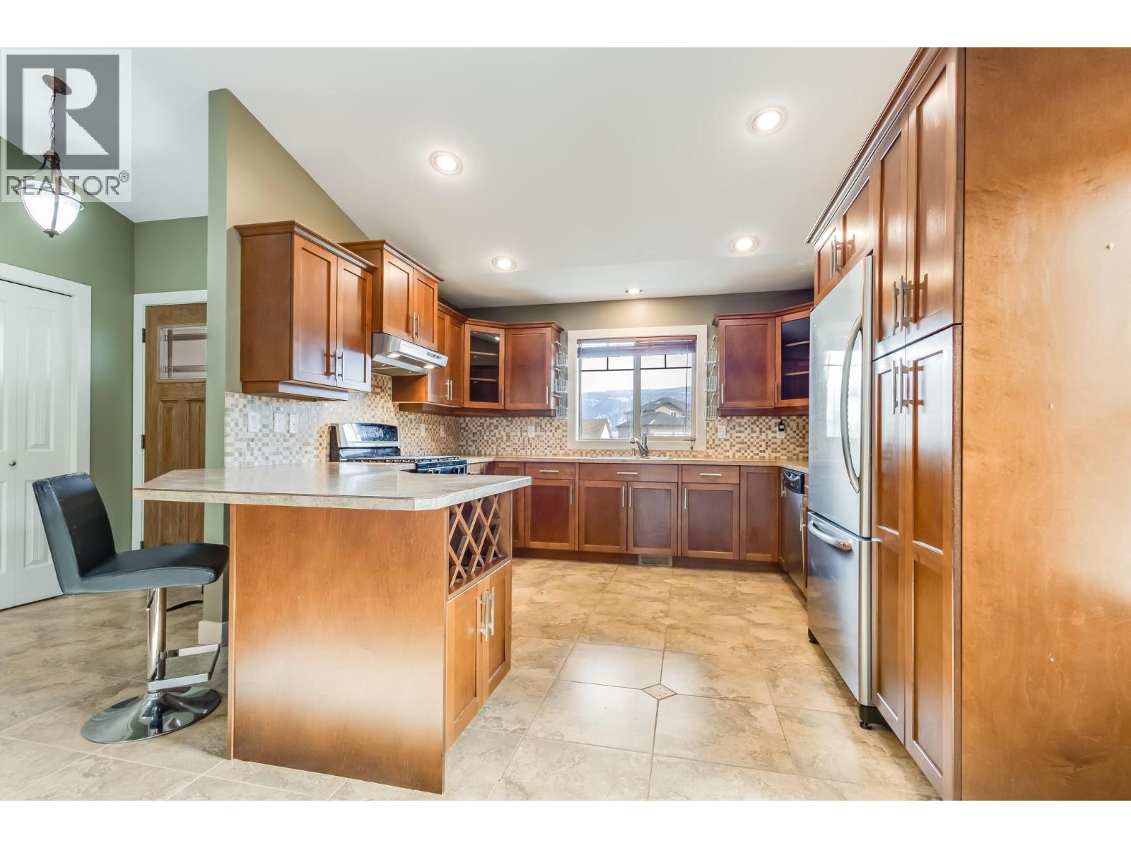 2061 Bernau Court, Lake Country, British Columbia  V4M 2M7 - Photo 9 - 10369824