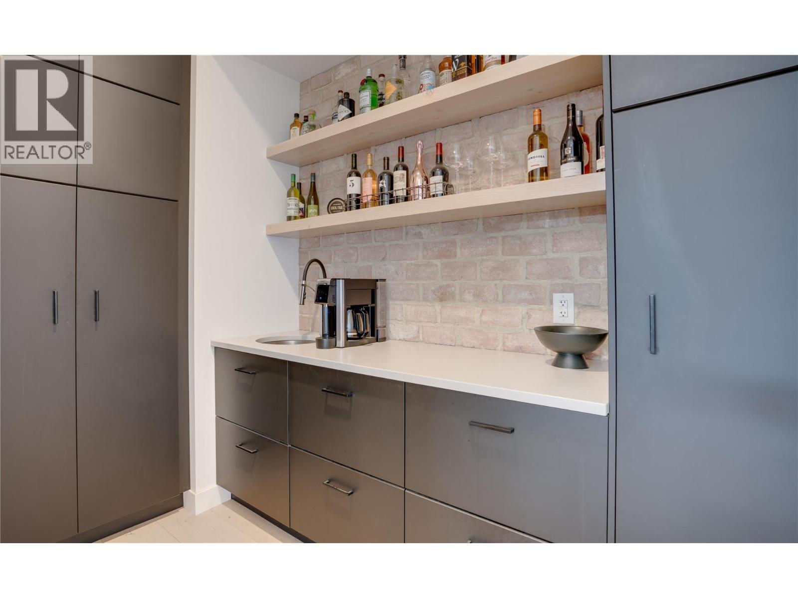 1220 Ponds Avenue, Kelowna, British Columbia  V1W 5N1 - Photo 12 - 10381282