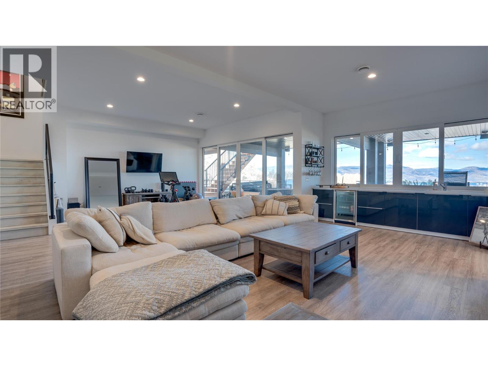 1220 Ponds Avenue, Kelowna, British Columbia  V1W 5N1 - Photo 47 - 10381282