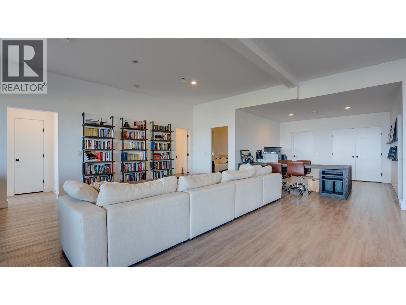 1220 Ponds Avenue, Kelowna, British Columbia  V1W 5N1 - Photo 53 - 10381282