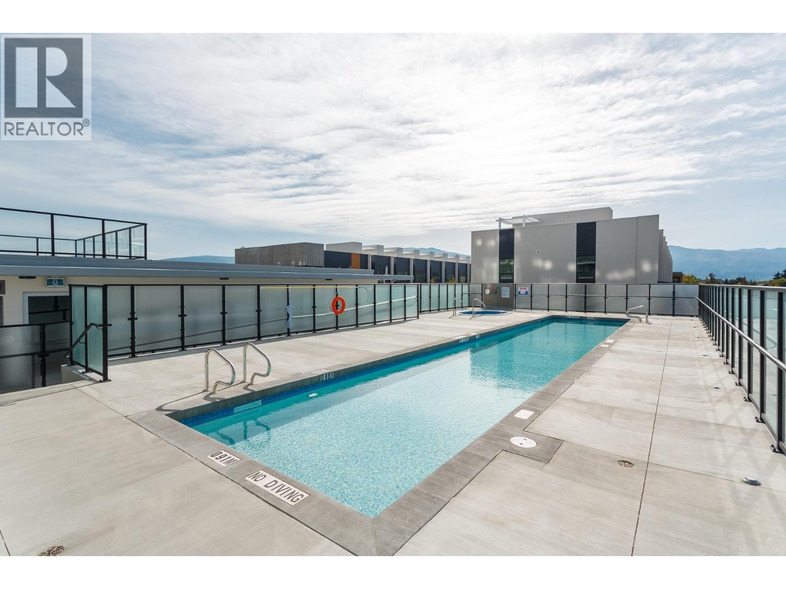 3030 Pandosy Street Unit# 318, Kelowna, British Columbia  V1Y 0C4 - Photo 3 - 10380782