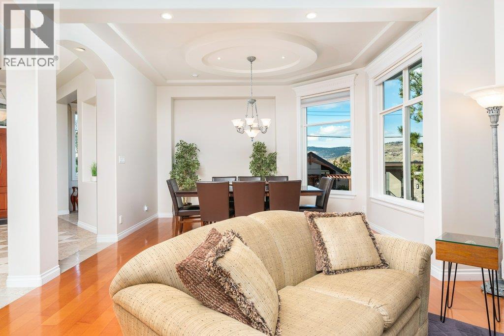 13713 Ponderosa Way, Coldstream, British Columbia  V1B 1A2 - Photo 12 - 10381182