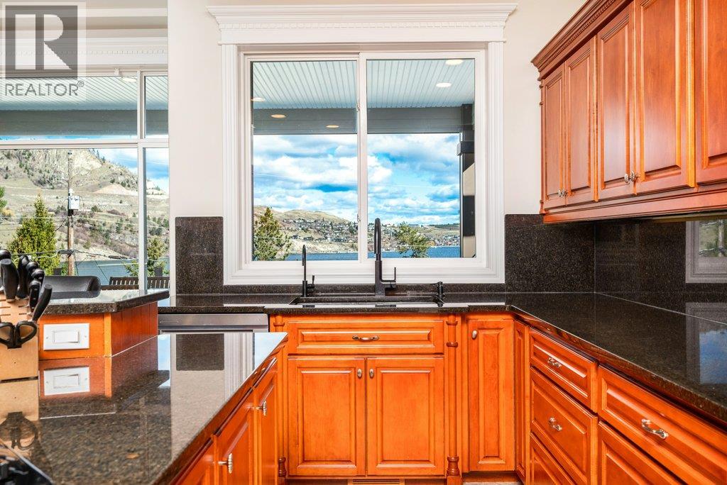 13713 Ponderosa Way, Coldstream, British Columbia  V1B 1A2 - Photo 24 - 10381182