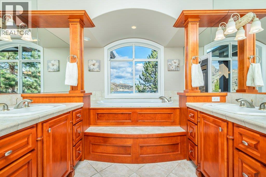 13713 Ponderosa Way, Coldstream, British Columbia  V1B 1A2 - Photo 30 - 10381182