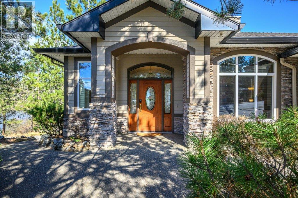 13713 Ponderosa Way, Coldstream, British Columbia  V1B 1A2 - Photo 4 - 10381182