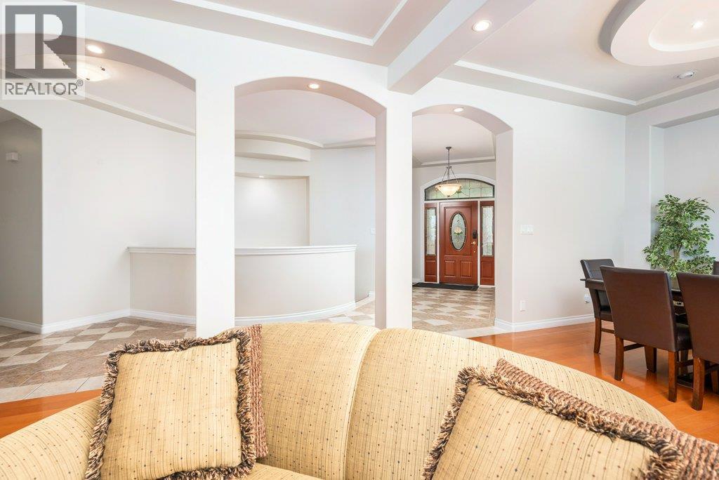 13713 Ponderosa Way, Coldstream, British Columbia  V1B 1A2 - Photo 8 - 10381182