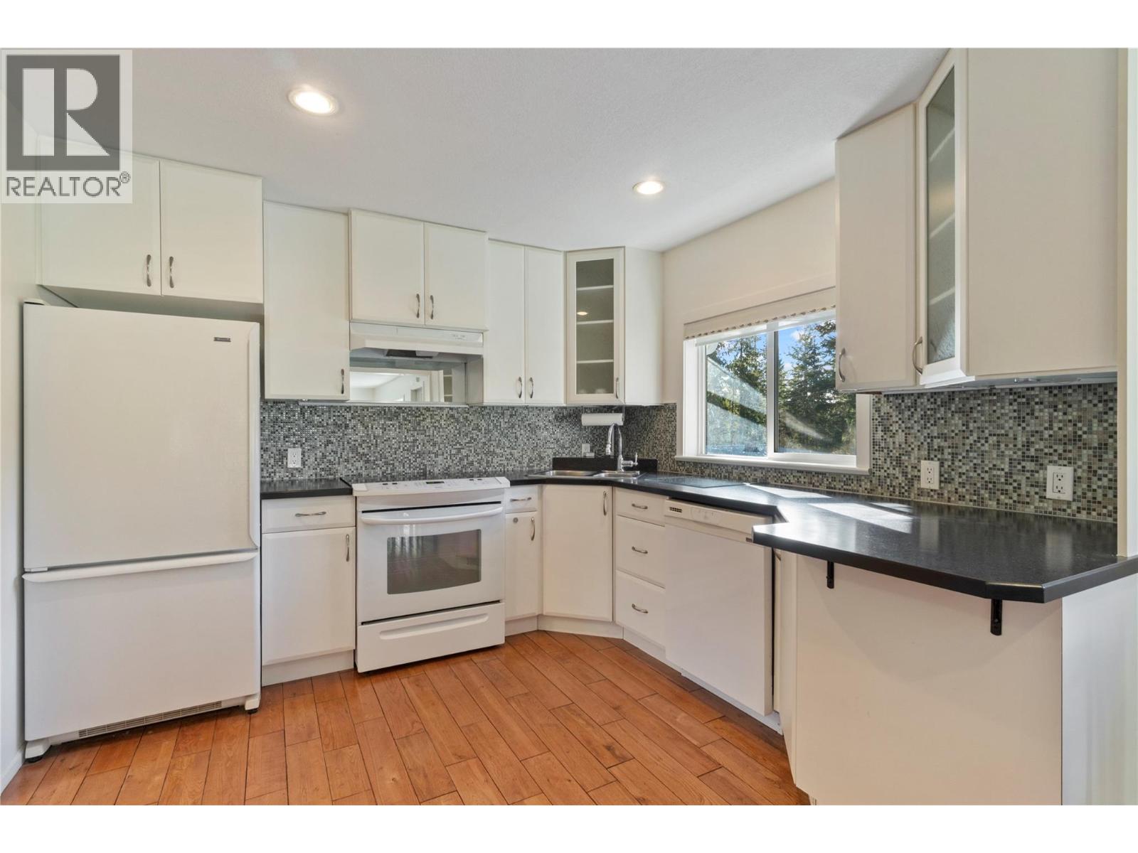 4091 10 Avenue Se, Salmon Arm, British Columbia  V1E 1W7 - Photo 10 - 10381154