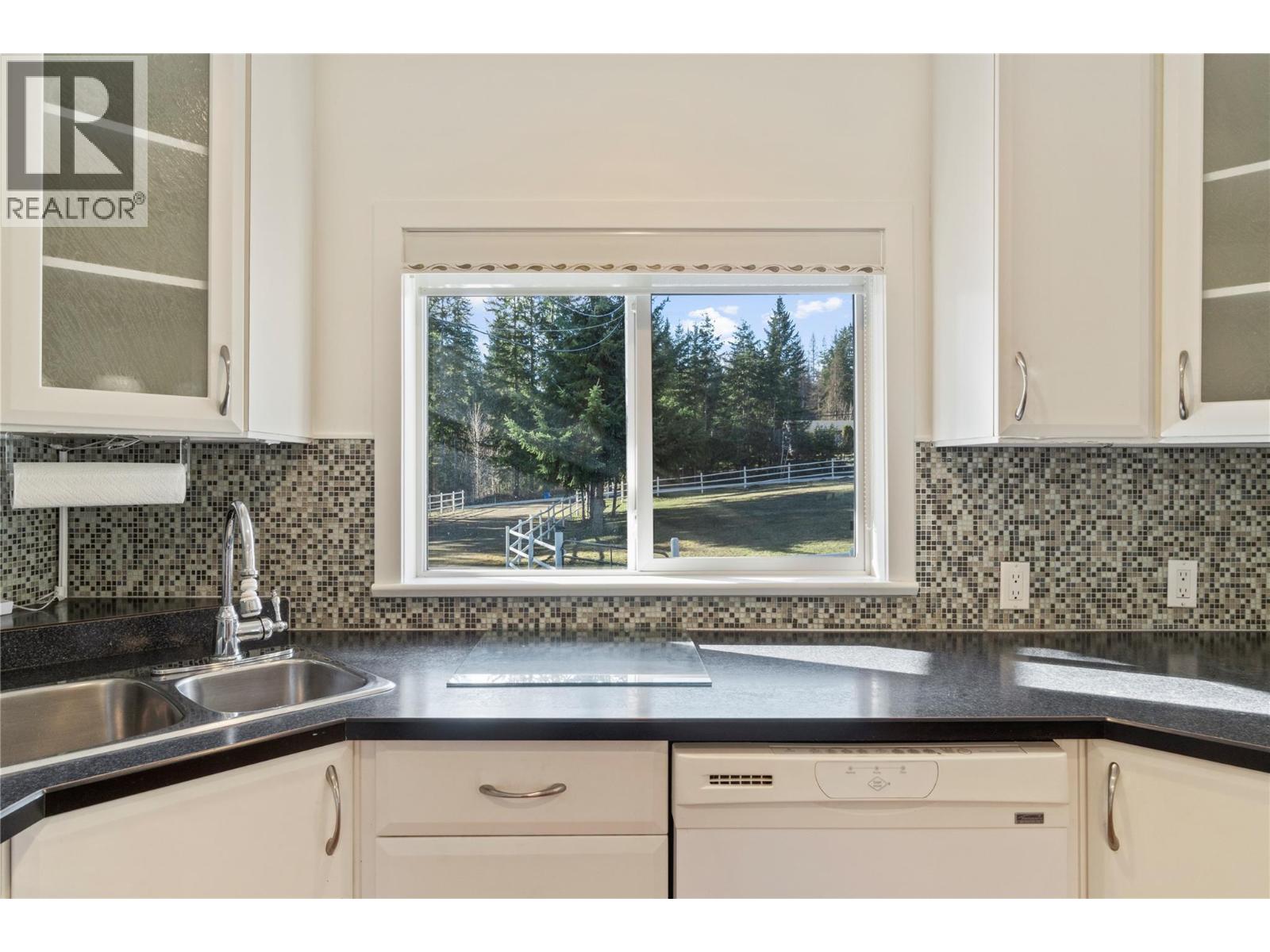 4091 10 Avenue Se, Salmon Arm, British Columbia  V1E 1W7 - Photo 12 - 10381154