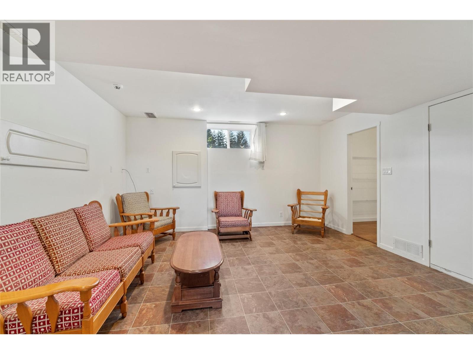 4091 10 Avenue Se, Salmon Arm, British Columbia  V1E 1W7 - Photo 19 - 10381154