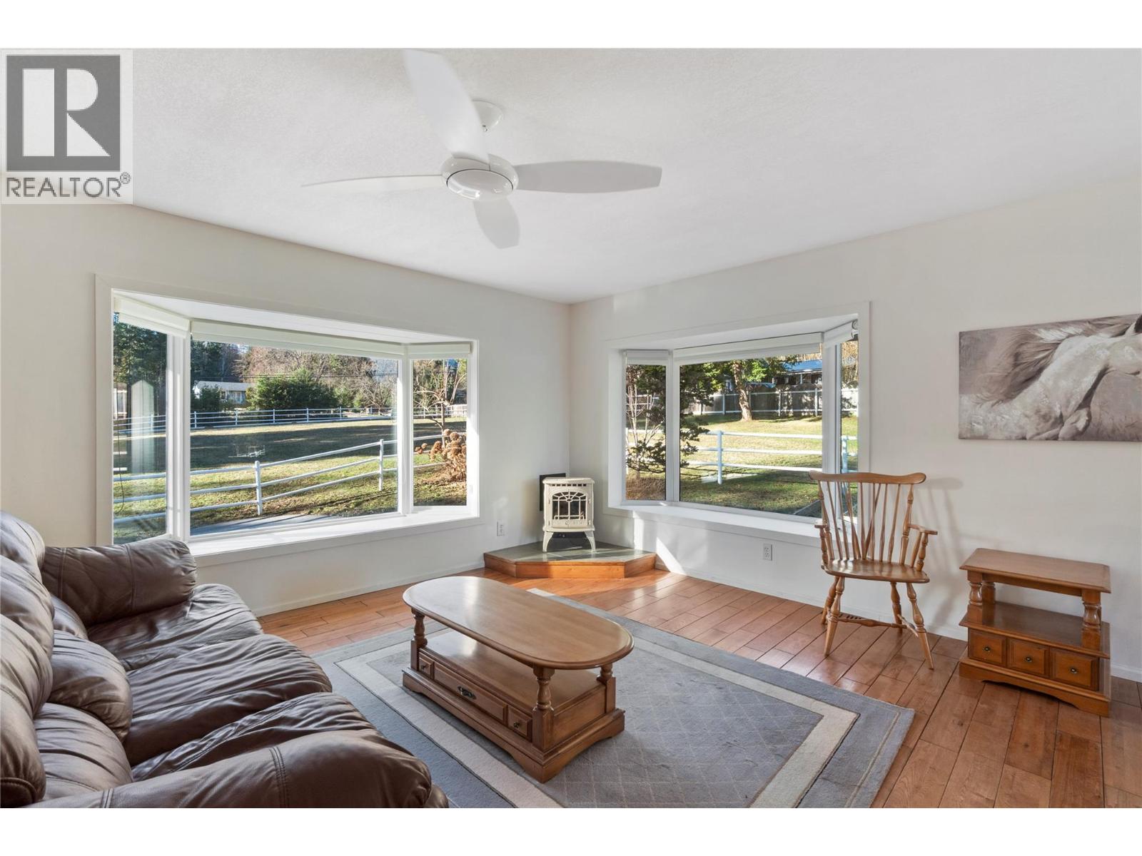 4091 10 Avenue Se, Salmon Arm, British Columbia  V1E 1W7 - Photo 4 - 10381154