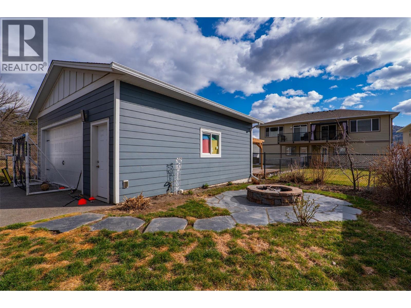 2355 Parkcrest Avenue, Kamloops, British Columbia  V2B 4Y2 - Photo 23 - 10381049